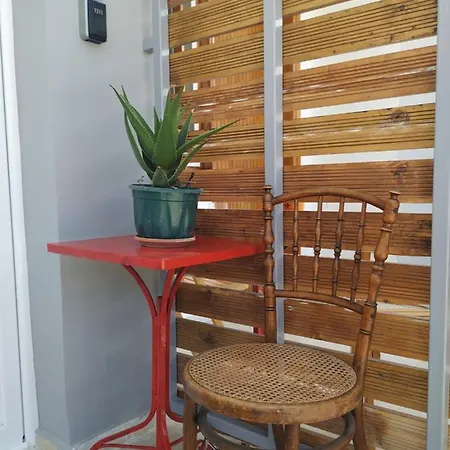 Petit House Apartment