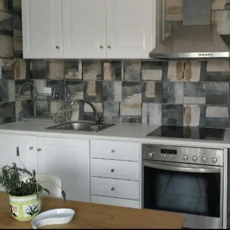 Petit House Vrachati