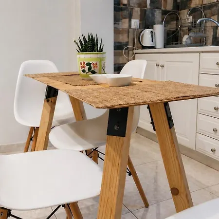Petit House Vrachati شقة Vrahati