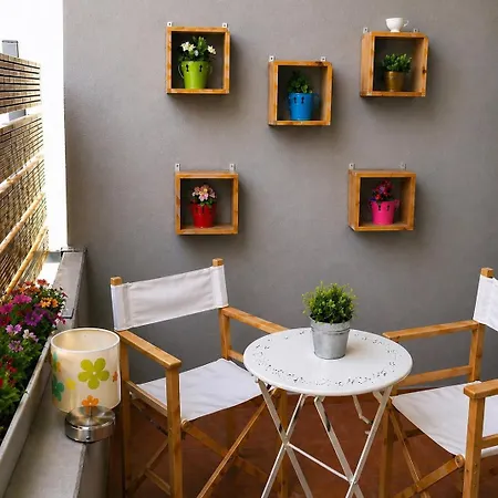 Petit House Vrachati شقة *